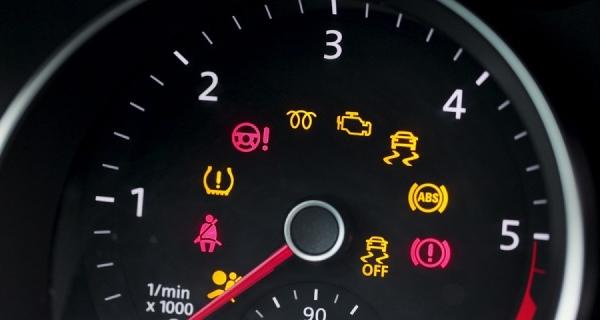 automotive-speedometer-aspect-ratio-15-8